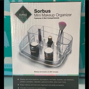 Mini Makeup Organizer